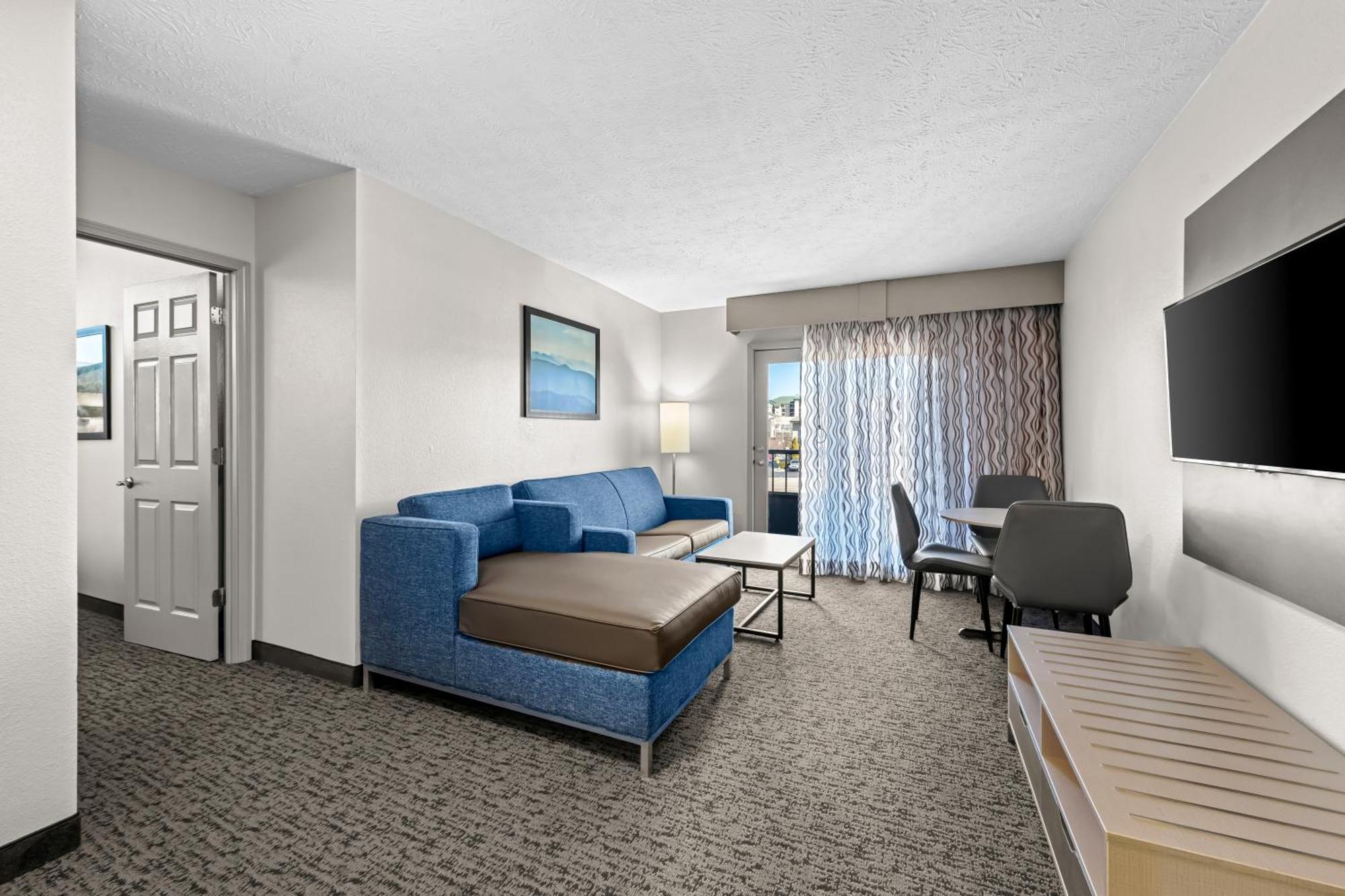 Quality Inn & Suites At Dollywood Lane Pigeon Forge Dış mekan fotoğraf