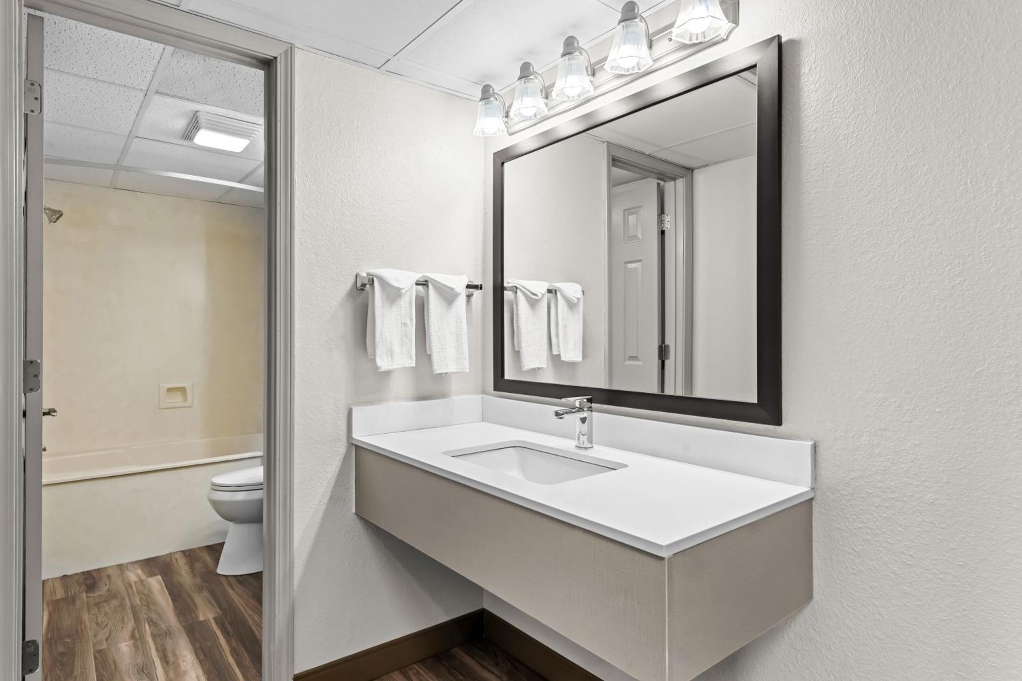 Quality Inn & Suites At Dollywood Lane Pigeon Forge Dış mekan fotoğraf