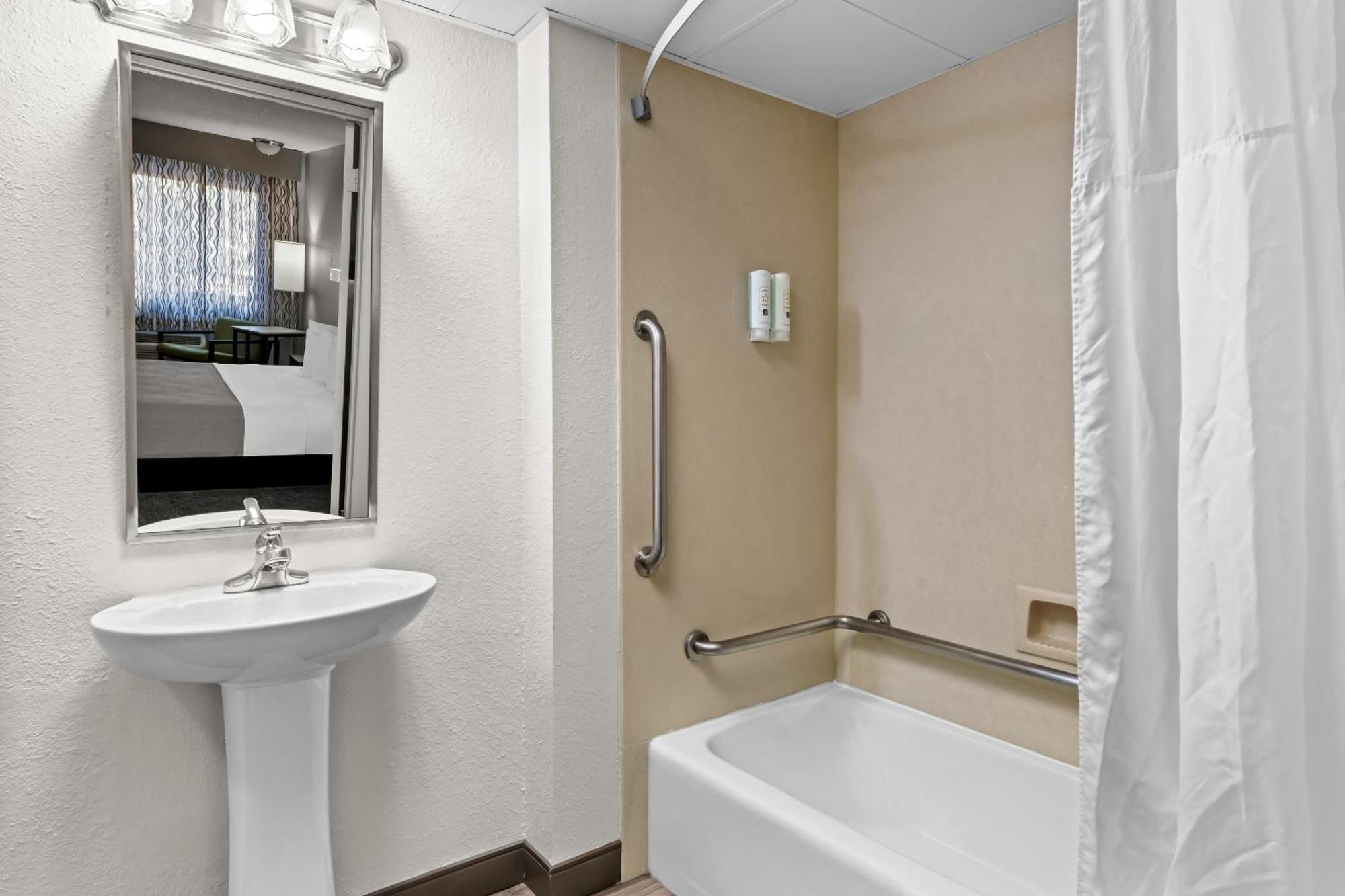 Quality Inn & Suites At Dollywood Lane Pigeon Forge Dış mekan fotoğraf